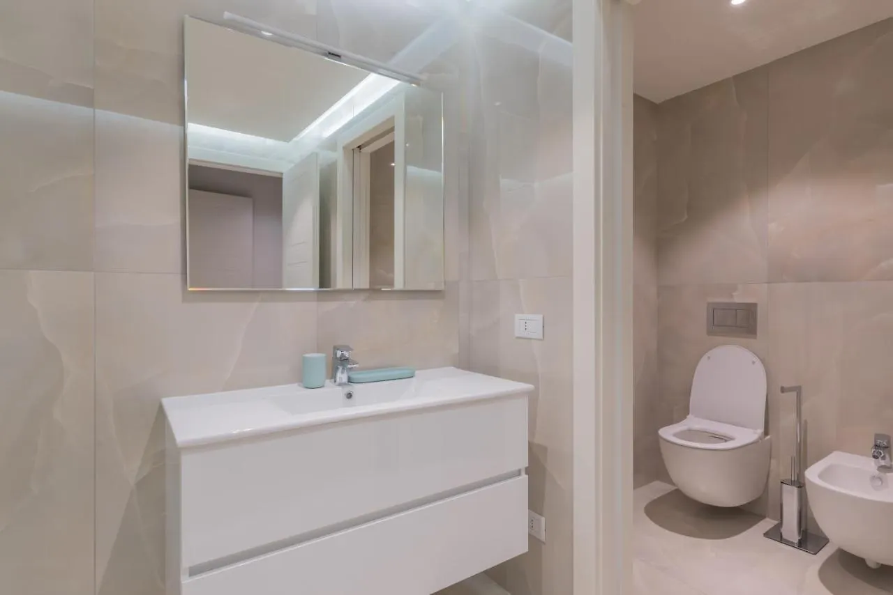 Brera Premium Apartment Near Duomo Wifi Milan 0*,
